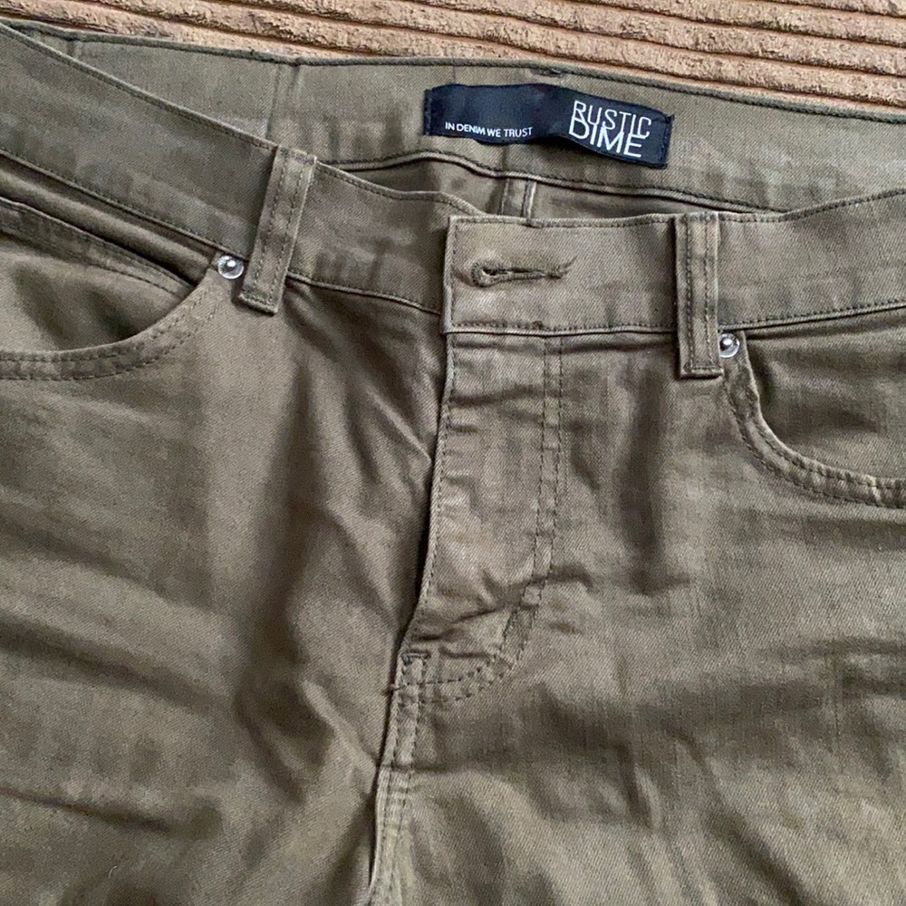 Brown lightweight ripped jeans